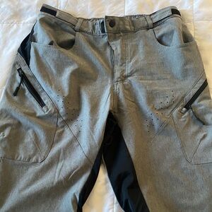 !! 2 FOR 1 HIKING/MOUNTAIN BIKING SHORTS !!